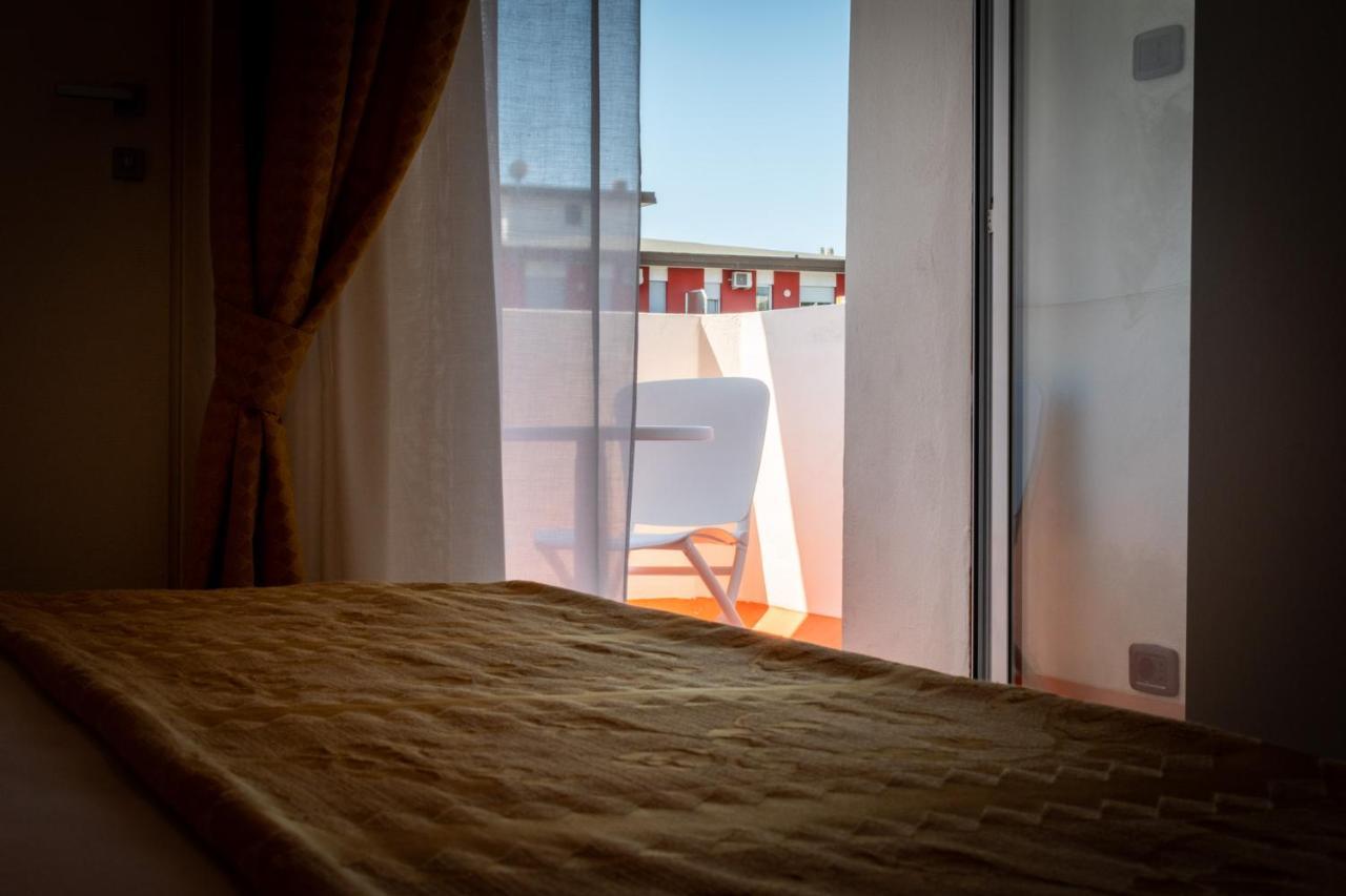 Continental B&B City Hotel 비비오네 외부 사진