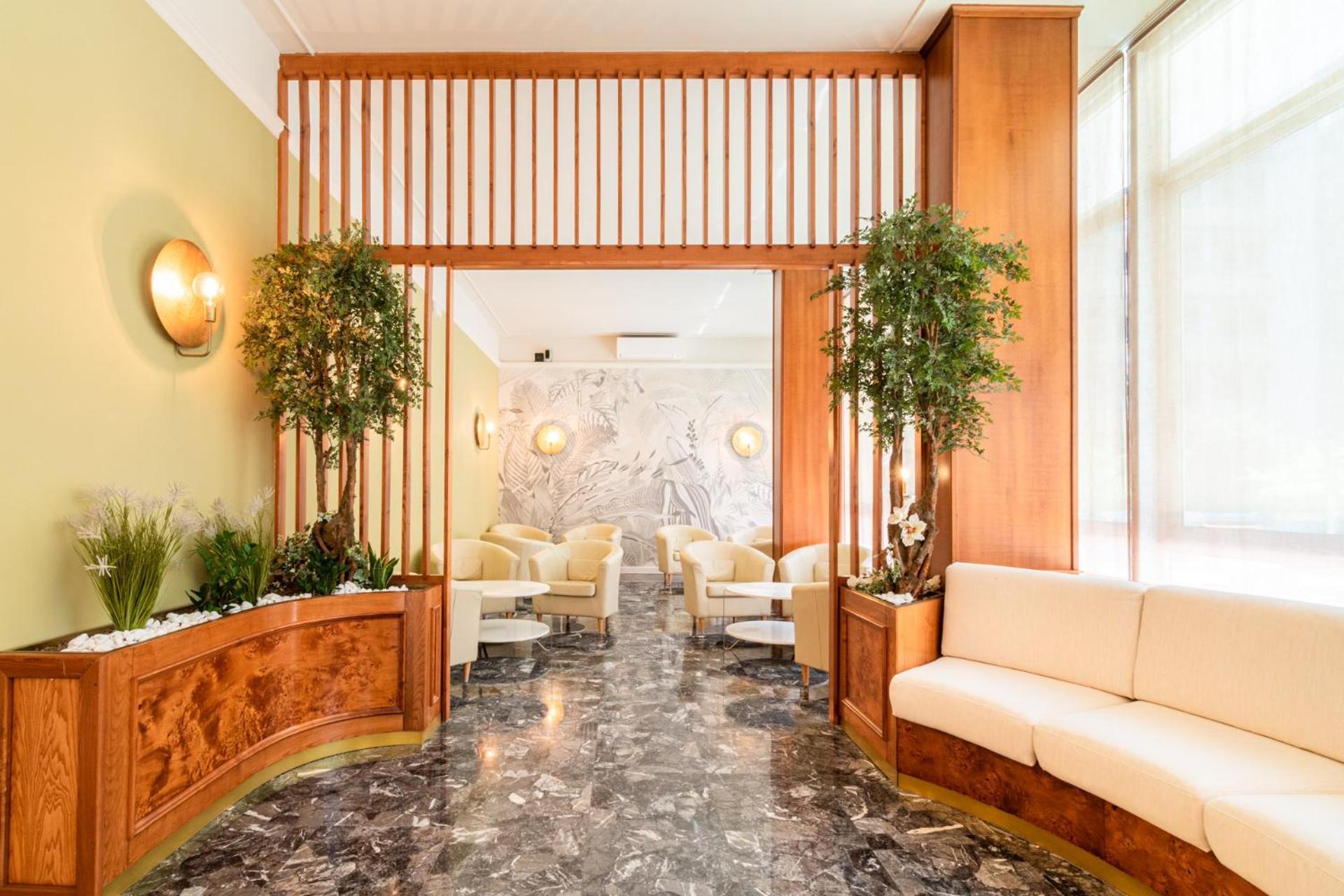 Continental B&B City Hotel 비비오네 외부 사진
