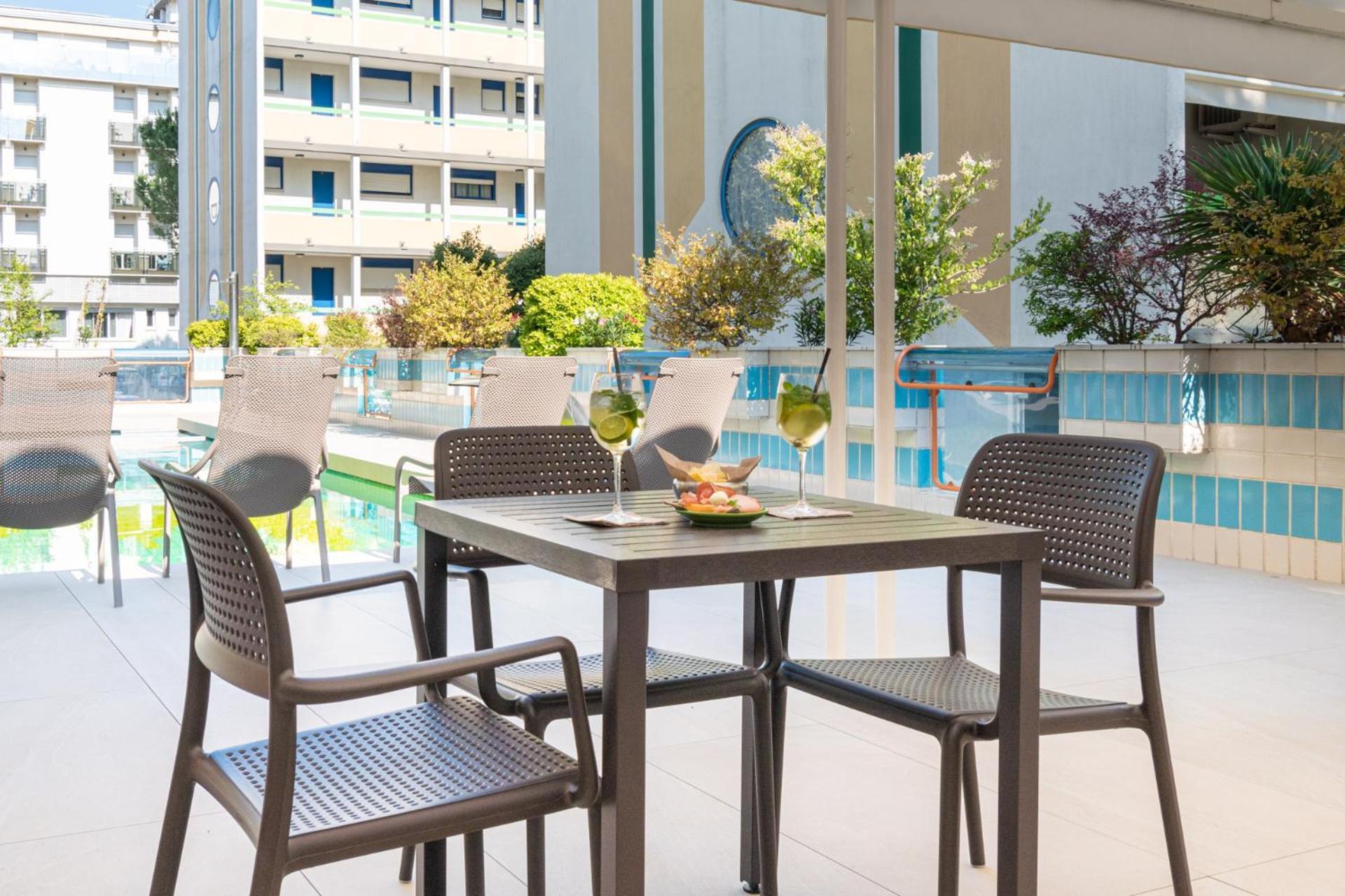 Continental B&B City Hotel 비비오네 외부 사진