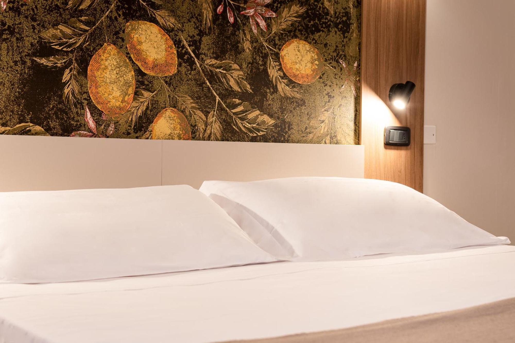 Continental B&B City Hotel 비비오네 객실 사진